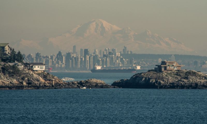 Roof Cleaning: Vancouver